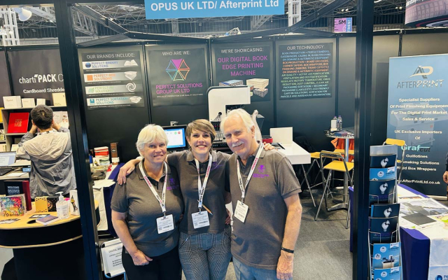 The Giddins Family   Julia, Hannah And Steve